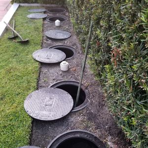GREASE TRAP SERVICE.