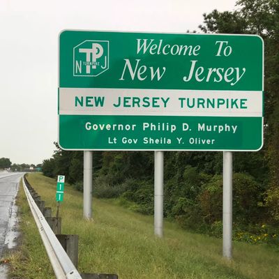 welcome to new jersey sign