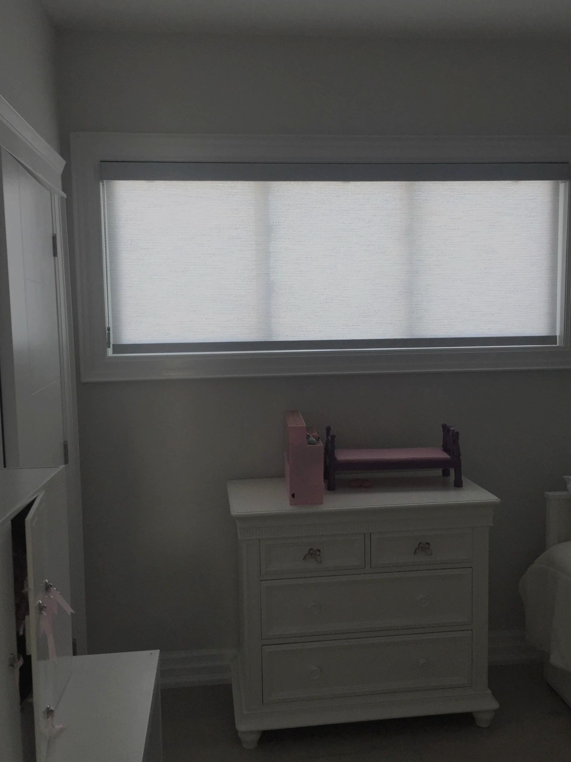 bedroom shades
hunter douglas roller shades