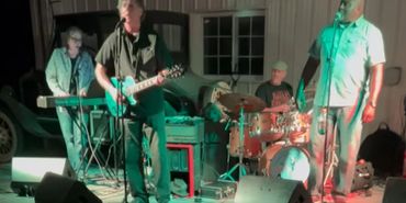 Norita Taylor on Keys    
Timmy Newton Vocals