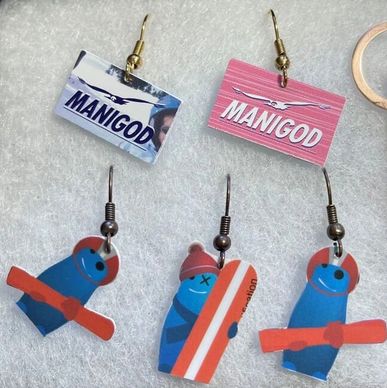 ski lift pass earrings