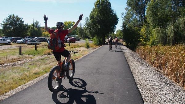 Biking on trail, biking near me, trails near me, Idaho.