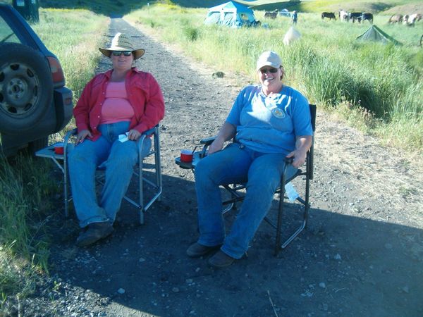 Horses, wagons, wagon train, trails near me, idaho, horseback riding, women smiling
