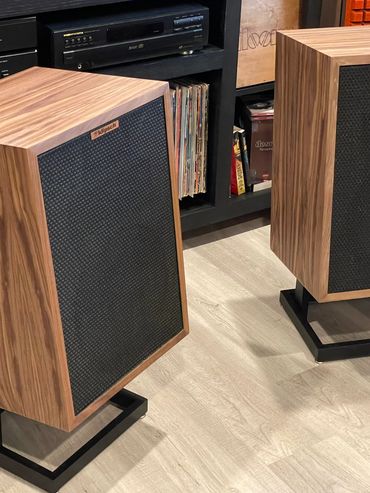 Klipsch Heresy's Re-Veneered Final Pic
