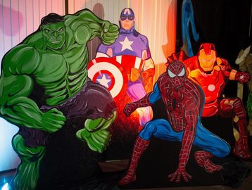 Marvel Superheros Avengers Superheros
Spiderman, the Hulk, Ironman and Captain America