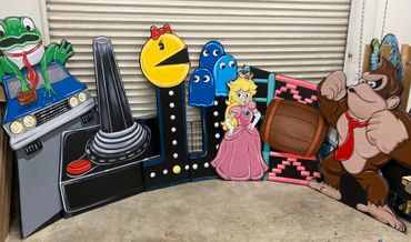 Miss Pacman, Donkey kong, Frogger props rentals