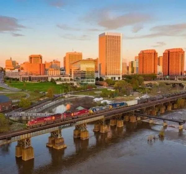 Real estate agent LaKeta Burgess | Helping military families buy or sell in VA & Hampton Roads