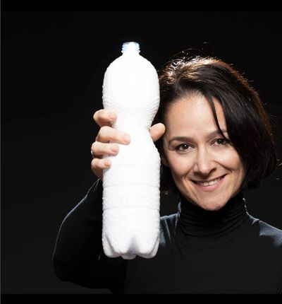 elisa cantarelli, plastic bottle