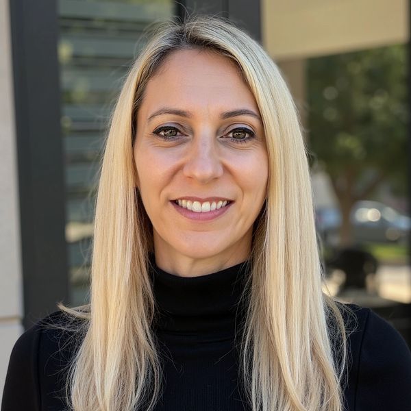 EMDR Therapy, Internal Family Systems, California Telehealth, Los Angeles. Courtney White, LCSW.