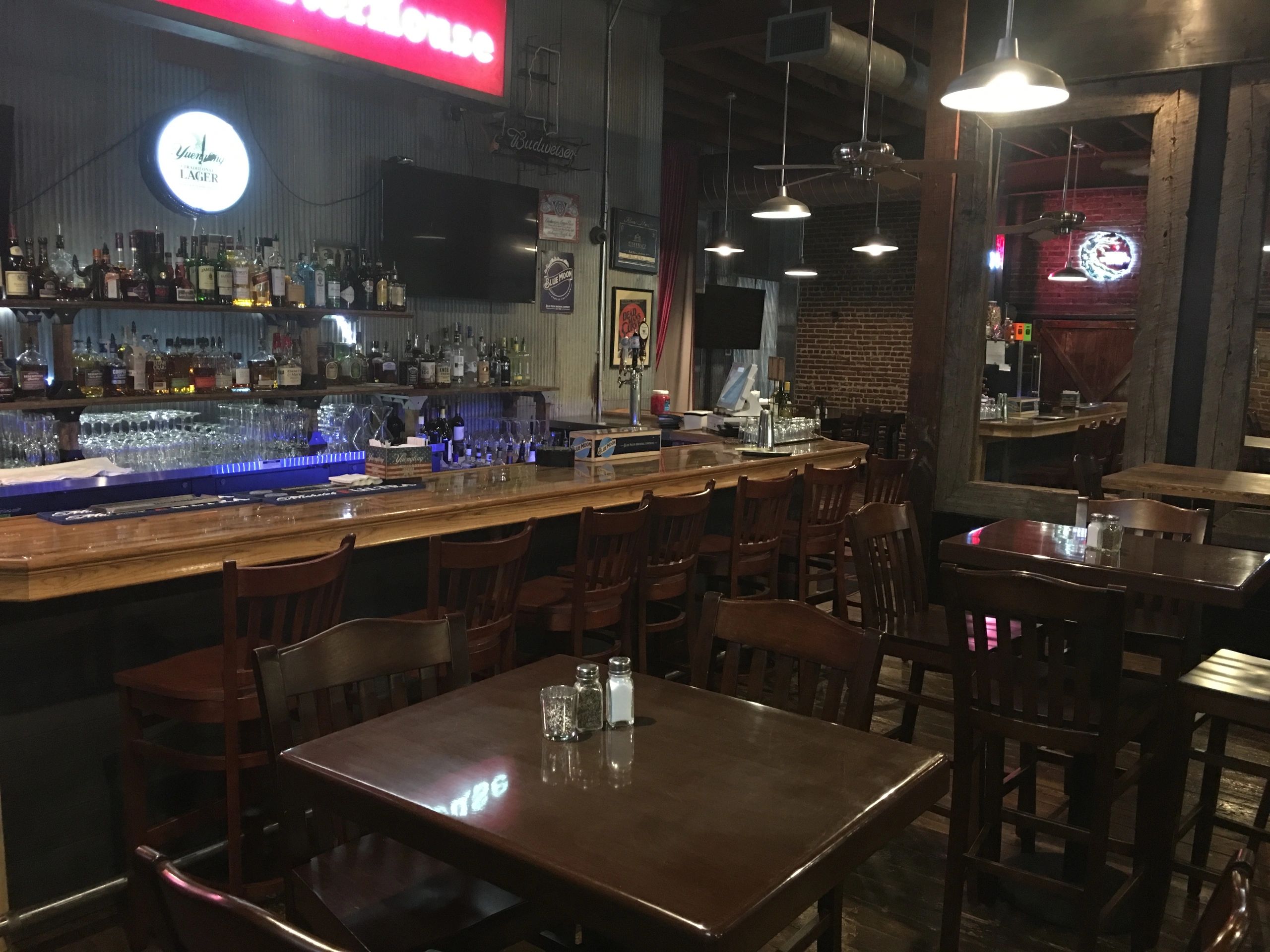 The Porterhouse Full Bar in Philadelphia Meridian, Mississippi