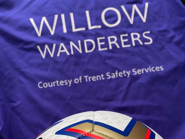 WILLOW WANDERERS TRENT SAFETY SERVICES SPONSORSHIP COMMUNITY FOOTBALL YEL NOTTINGHAM YOUTH LEAGUE