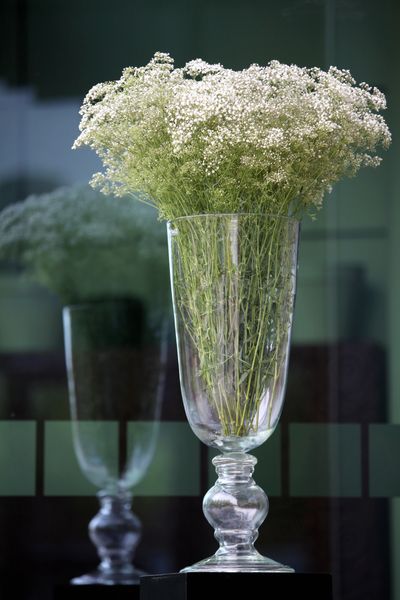DutZ vases handcrafted flower vessels glassware wholesale hotel florist interior design UK