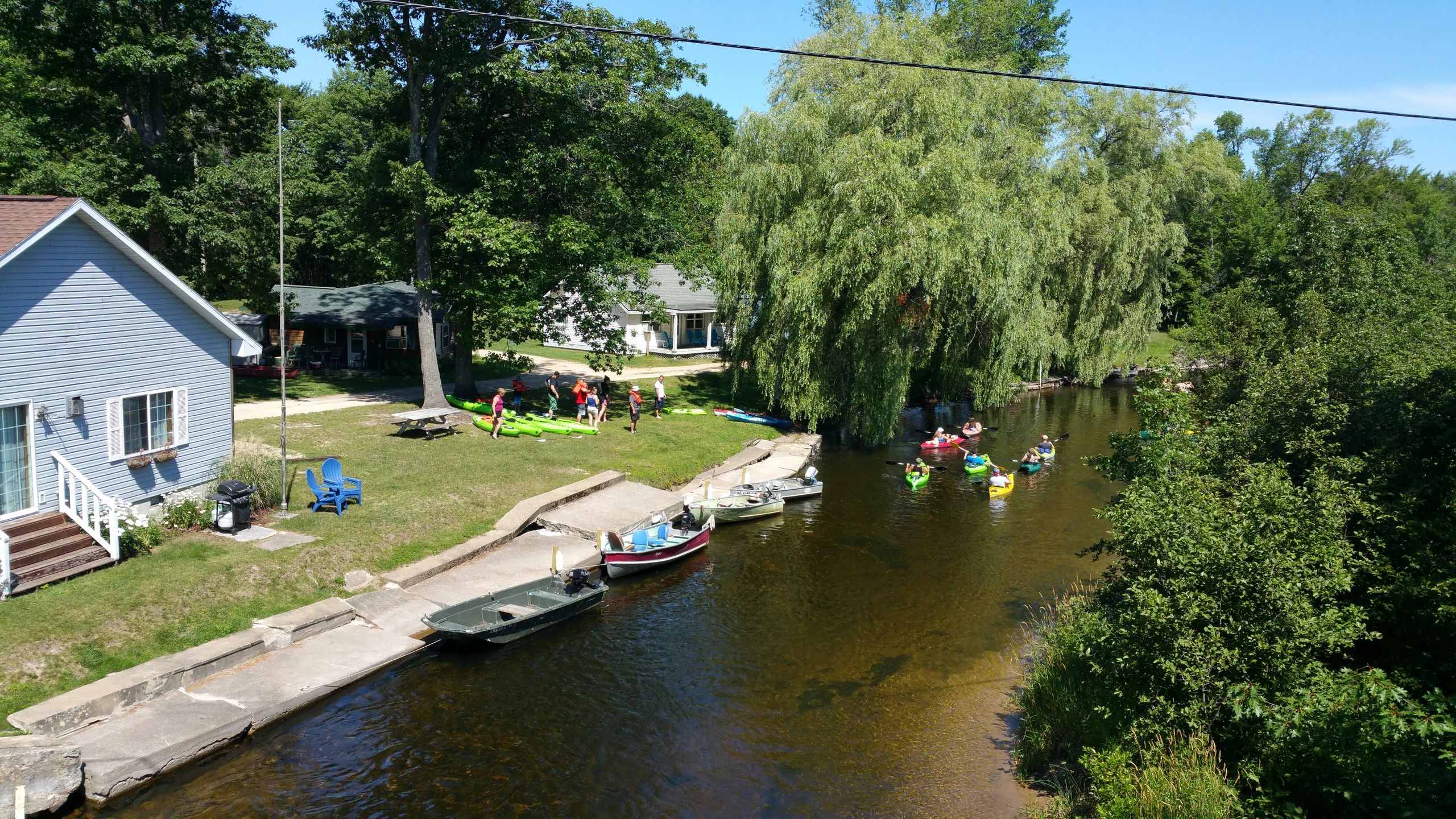 Au Train River Cottages