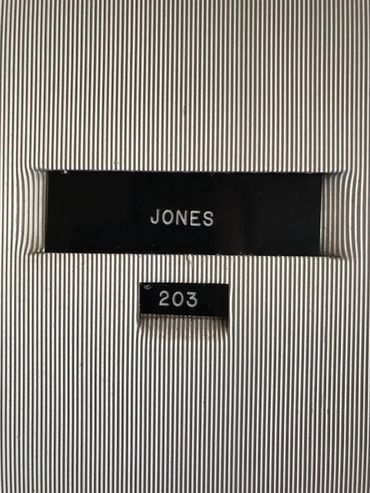 Florence mailbox name tag