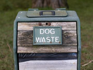 Dog Waste, Poop pick up