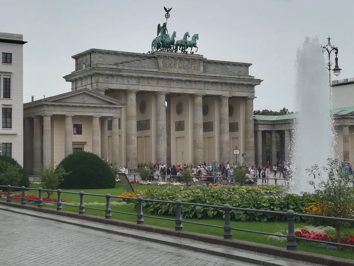 Berlin Rikscha Kombinieert mit  minivan Tours