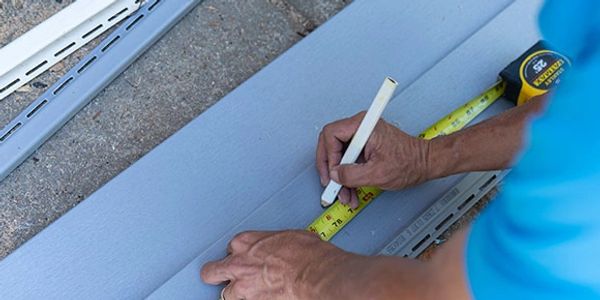 Homeguard Roofing And Siding Inc - Employs VSI Certified Vinyl Siding Installers