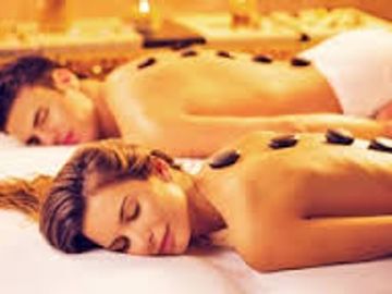 couples hot stone massage therapy
