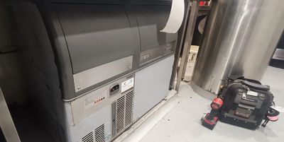 Ice machine repair in Haymarket