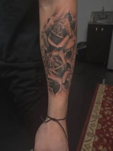rose tattoo