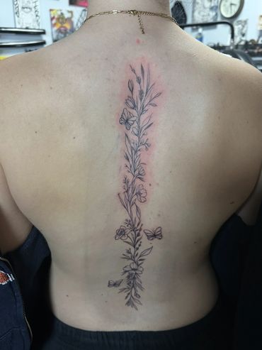 spine tattoo