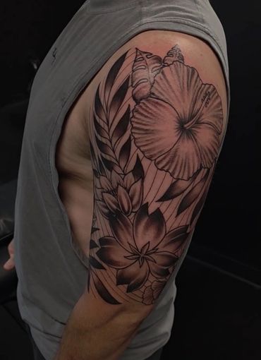 Floral sleeve