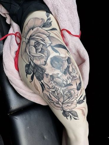 thigh tattoo