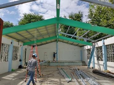 New roof on Vera Cruz