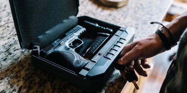 Compra de armas Indumil, renovación de permisos porte o tenencia. Somos Expertos.