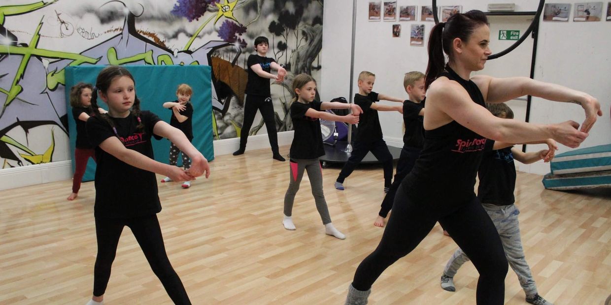 Spin Dance Fitness Studio Pole Dancing, Dance Studio