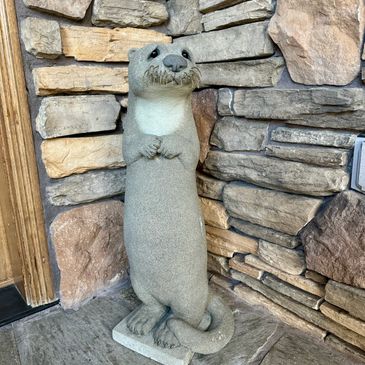 ORIGINAL LOU RANKIN OTTER CONCRETE SCULPTURE 1987