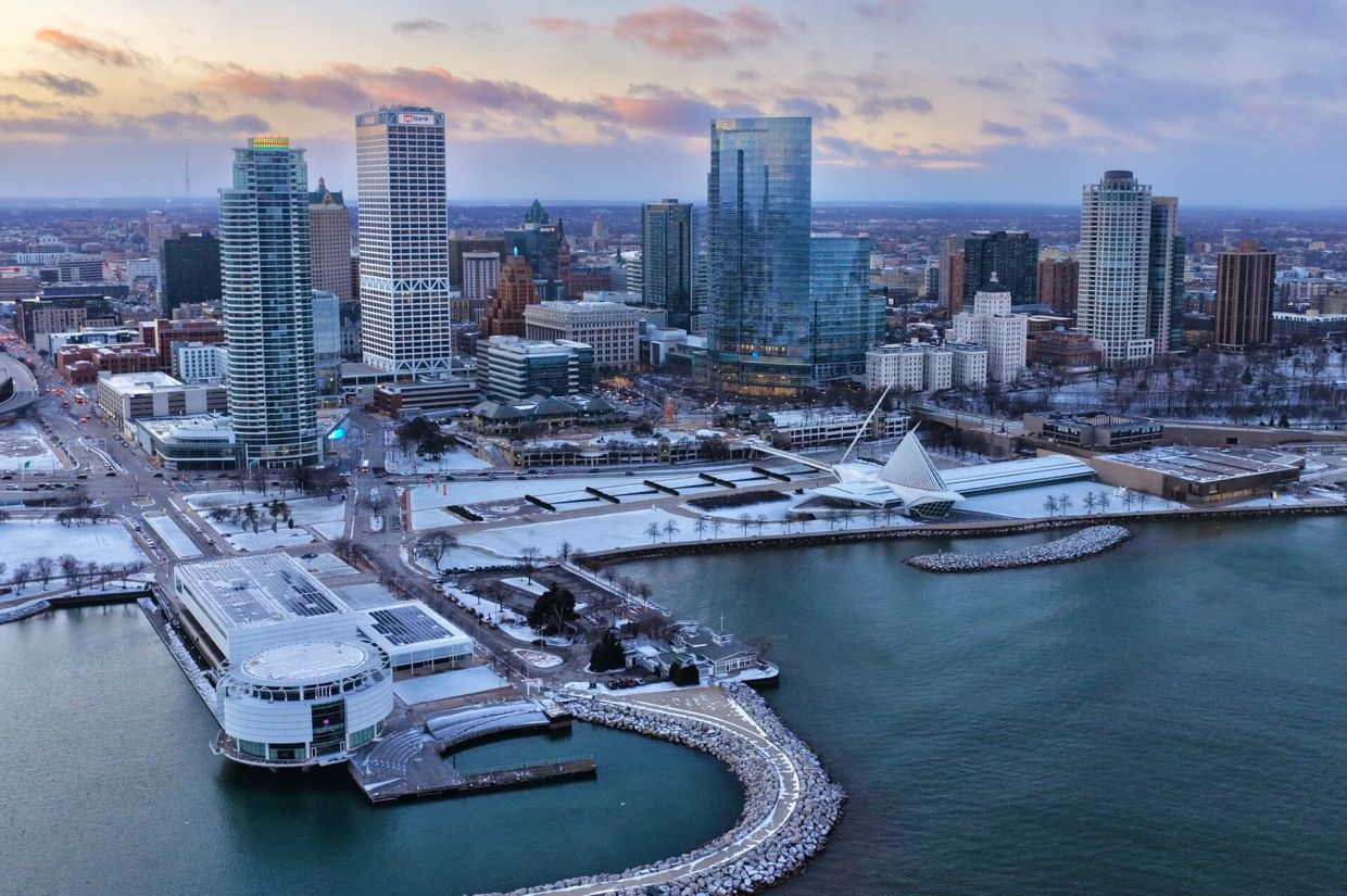 Milwaukee skyline and working waterfront in Milwaukee, Wisconsin, highlighting the city’s commercial, industrial, transportation, and manufacturing character.