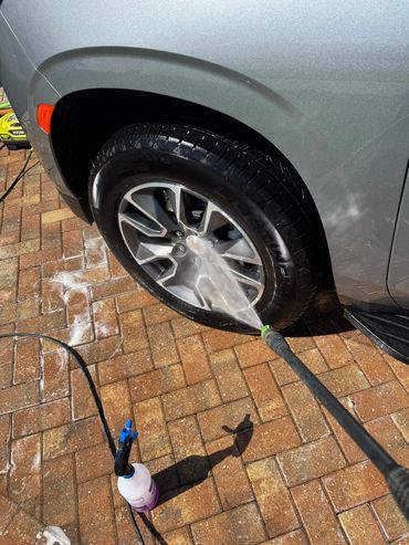 Naples FL Marco Island Detailing Wheel Gel Rim Sealant Brake Dust Removal Deep Wheel Well Cleaning