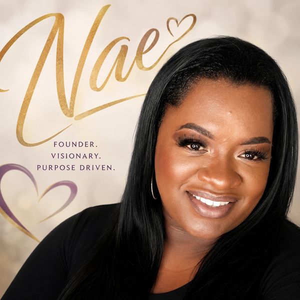 Portrait of a smiling woman with text highlighting leadership qualities.
