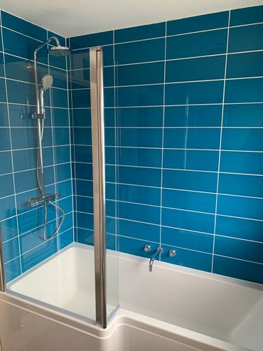 shower bath install plumber marlow