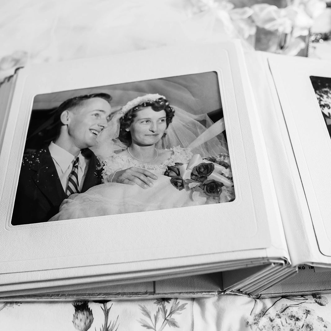 Brandon & Clear Lake wedding photographer – Kaley Noel Photo capturing Manitoba love stories