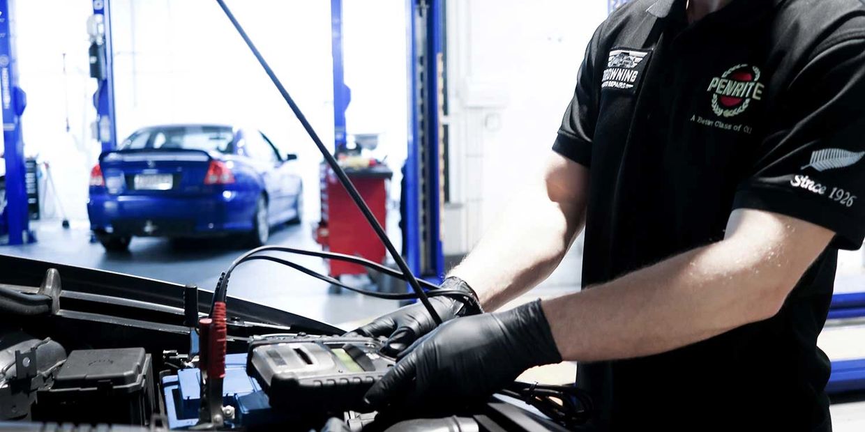 Automotive technicians in Auckland,
an honest and reliable mechanic,
high standard mechanic