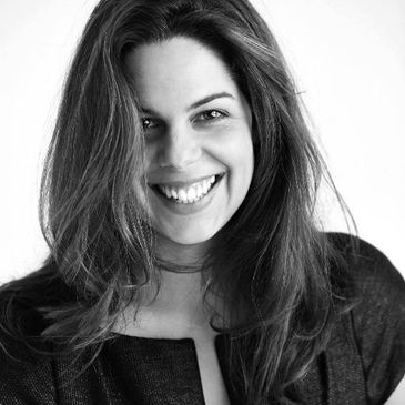 Professional headshot of Elettra Fiumi: Director of Grand Canyon Expedition Footage & Co-Producer