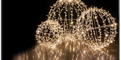 outdoor Christmas lights installation