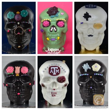 Breakable chocolate skull piñatas filled with candy. Sugar skull piñatas. Cavalera. Valentines gift