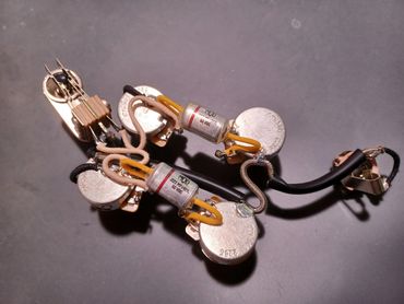 SG guitar wiring harness CTS550k pots 50s wiring circuit Switchcraft toggle switch and jack