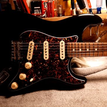 Loaded Strat pick guard hand wound 63 custom single coil guitar pickups