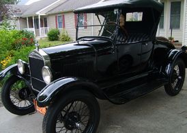 Bob Jablonski's 1926 Runabout