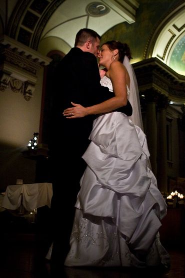 The verdin bell event center Cincinnati Ohio Wedding Photographer bride groom dance