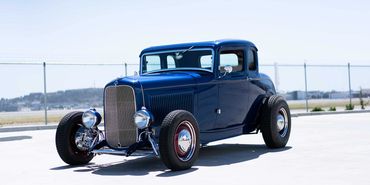 1932 Ford 5W Coupe from United Pacific - Front Side