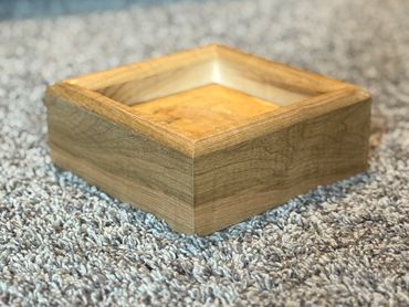 Square maple small bird base built by Nichols Taxidermy Bases