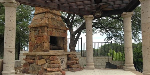 Canterra Stone Pillars