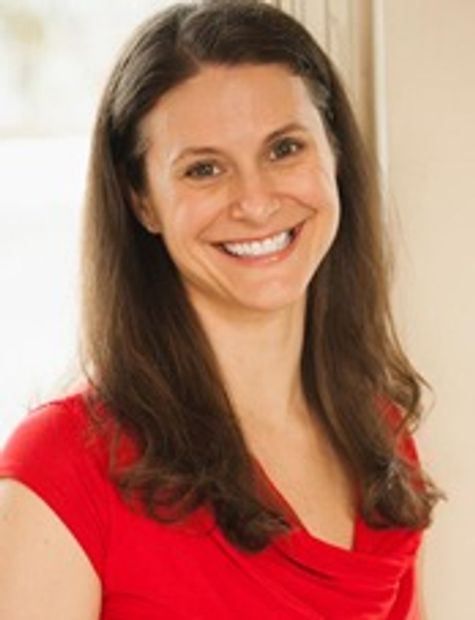 Dr. Danielle Trego Finden prenatal pregnancy perinatal chiropractor author speaker presenter top chi