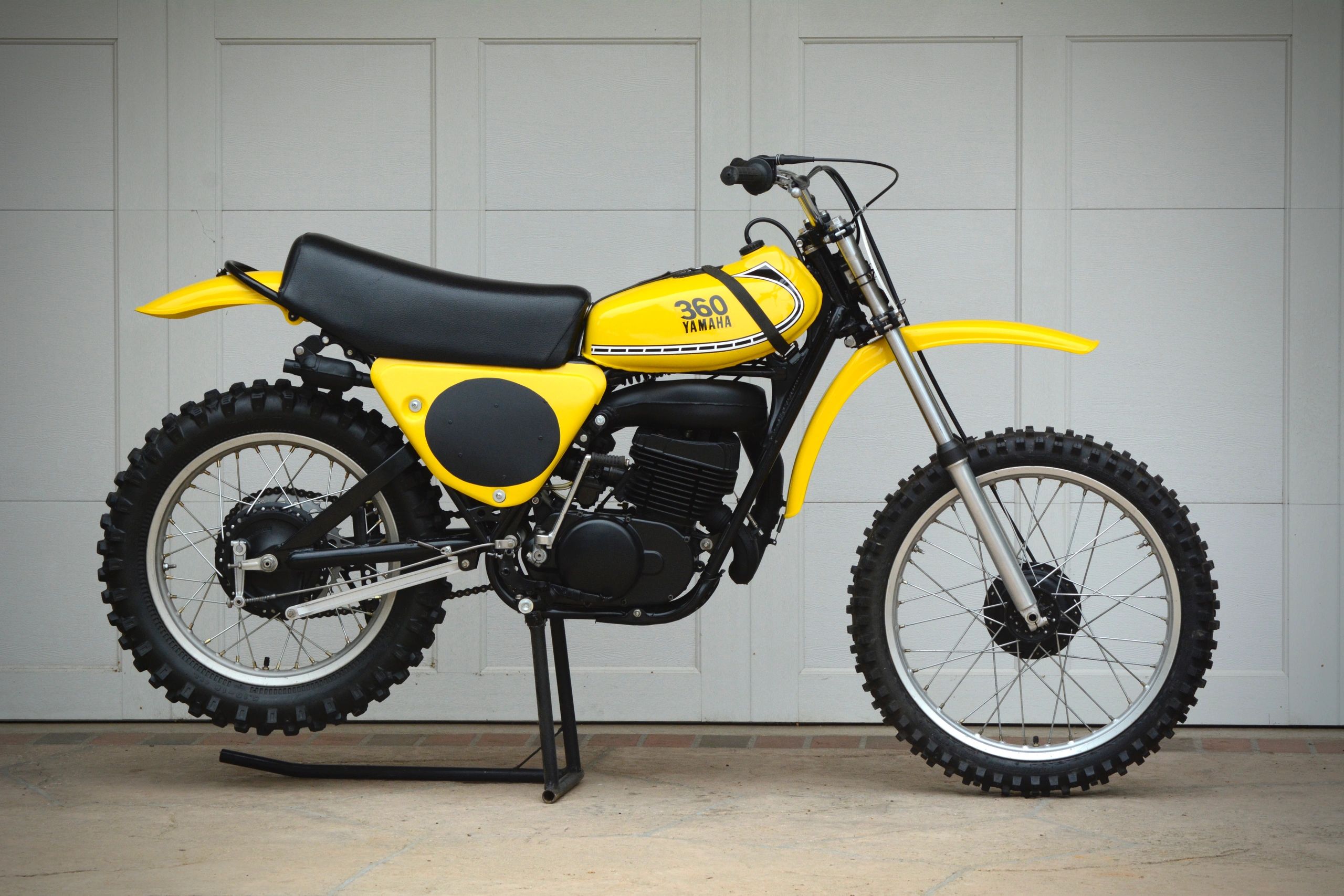 1975 Yamaha YZ360B restored motocross race bike