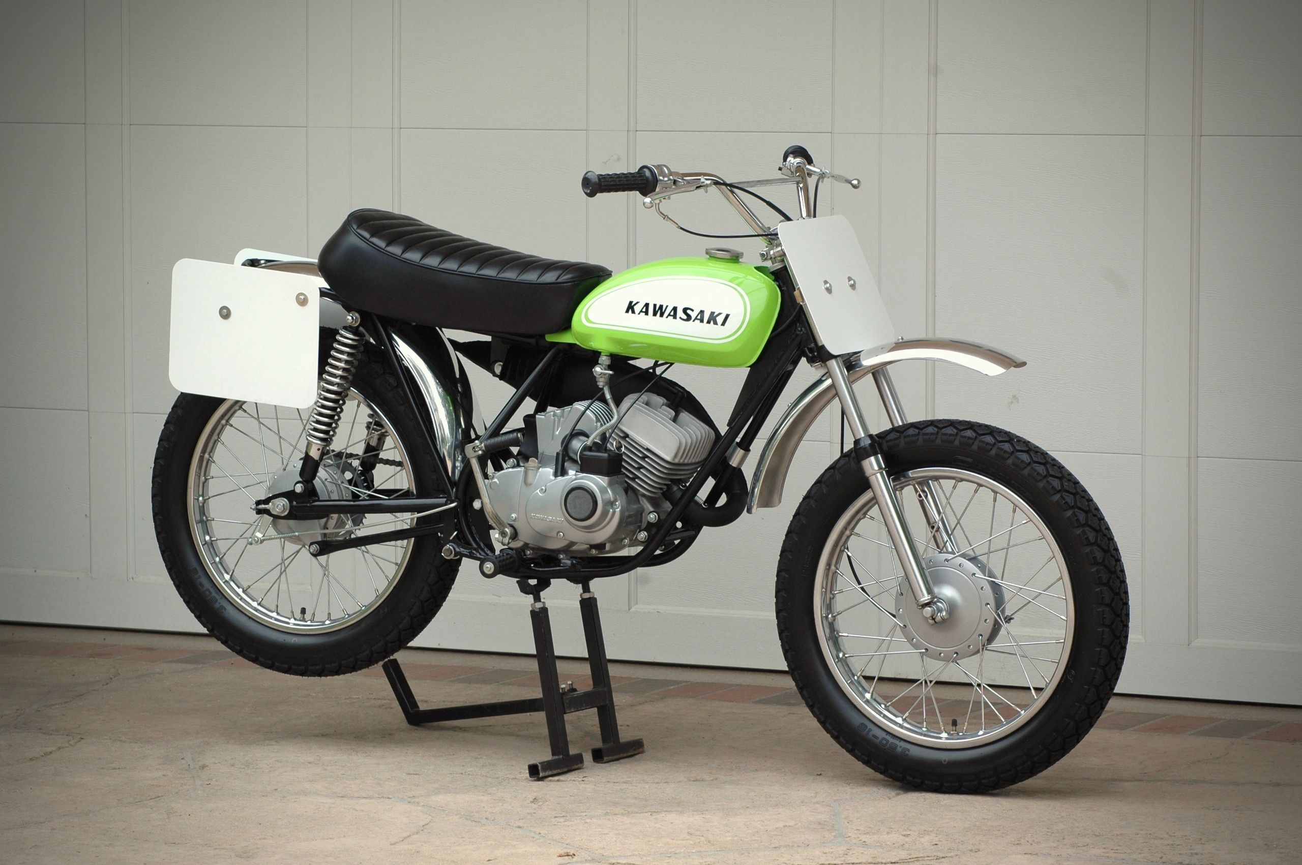 1970 Kawasaki 100 G31M vintage dirt track race bike